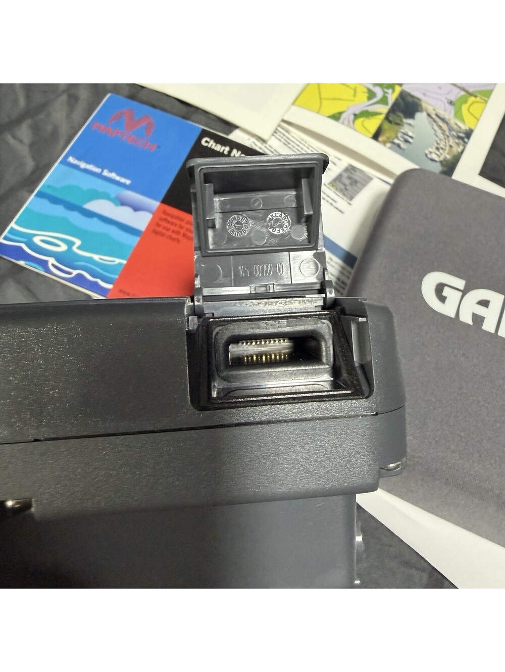 GARMIN GPSMAP 492 Color 5" Chartplotter - Picture 6 of 7